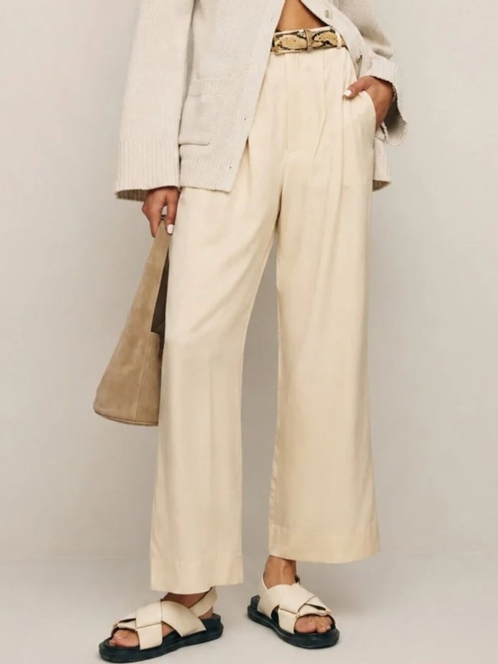 REFORMATION Mason Trouser Pants Size 6 Pleated Wide Leg Oyster Minimalist Office